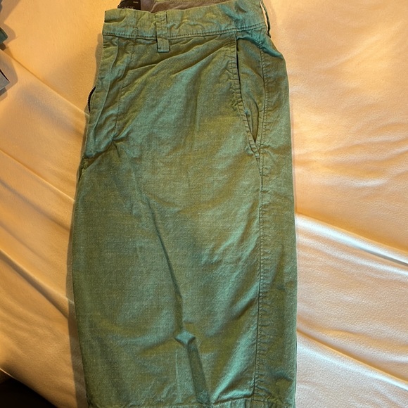 J Crew Men’s shorts - Picture 2 of 3